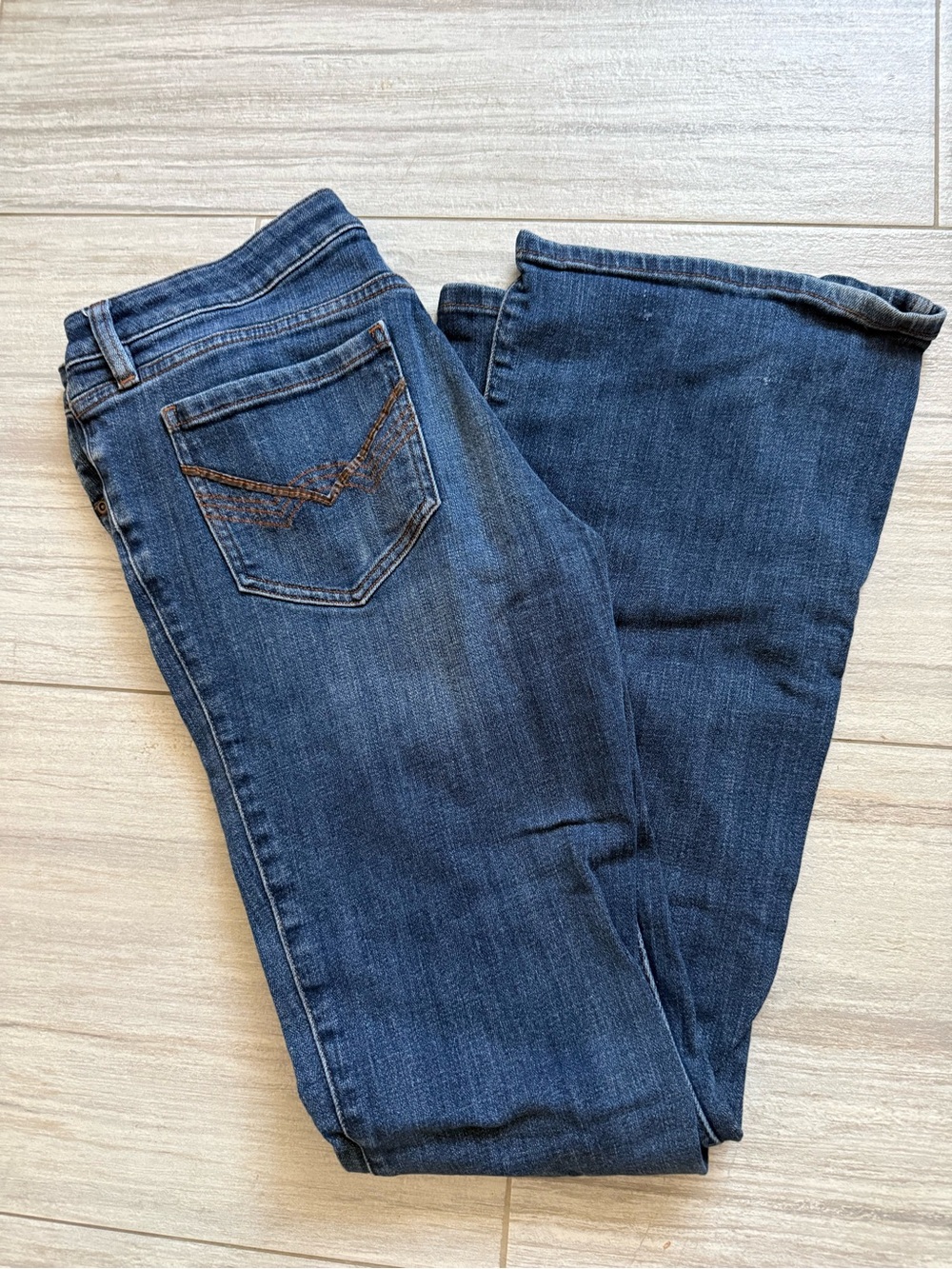 Idyllwind Women's Dark Blue Bootcut Jeans with Embroidered Pocket